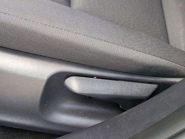 Used 2025 Toyota Corolla LE image 20