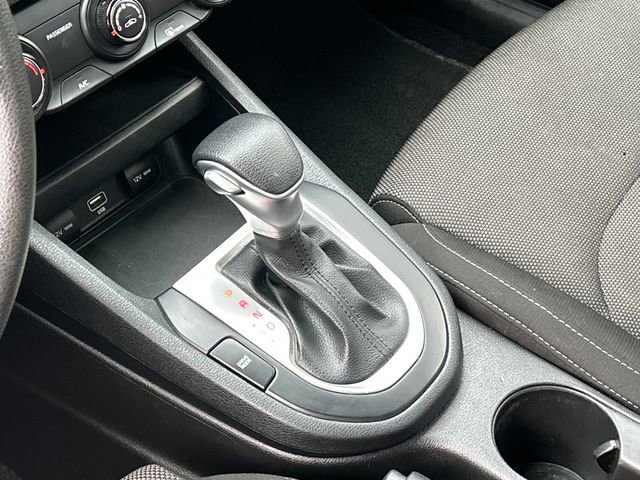 Used 2023 Kia Forte LXS w/ LXS Technology Package FWD image 23