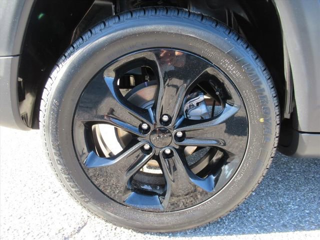 Used 2021 Jeep Compass Latitude FWD image 8