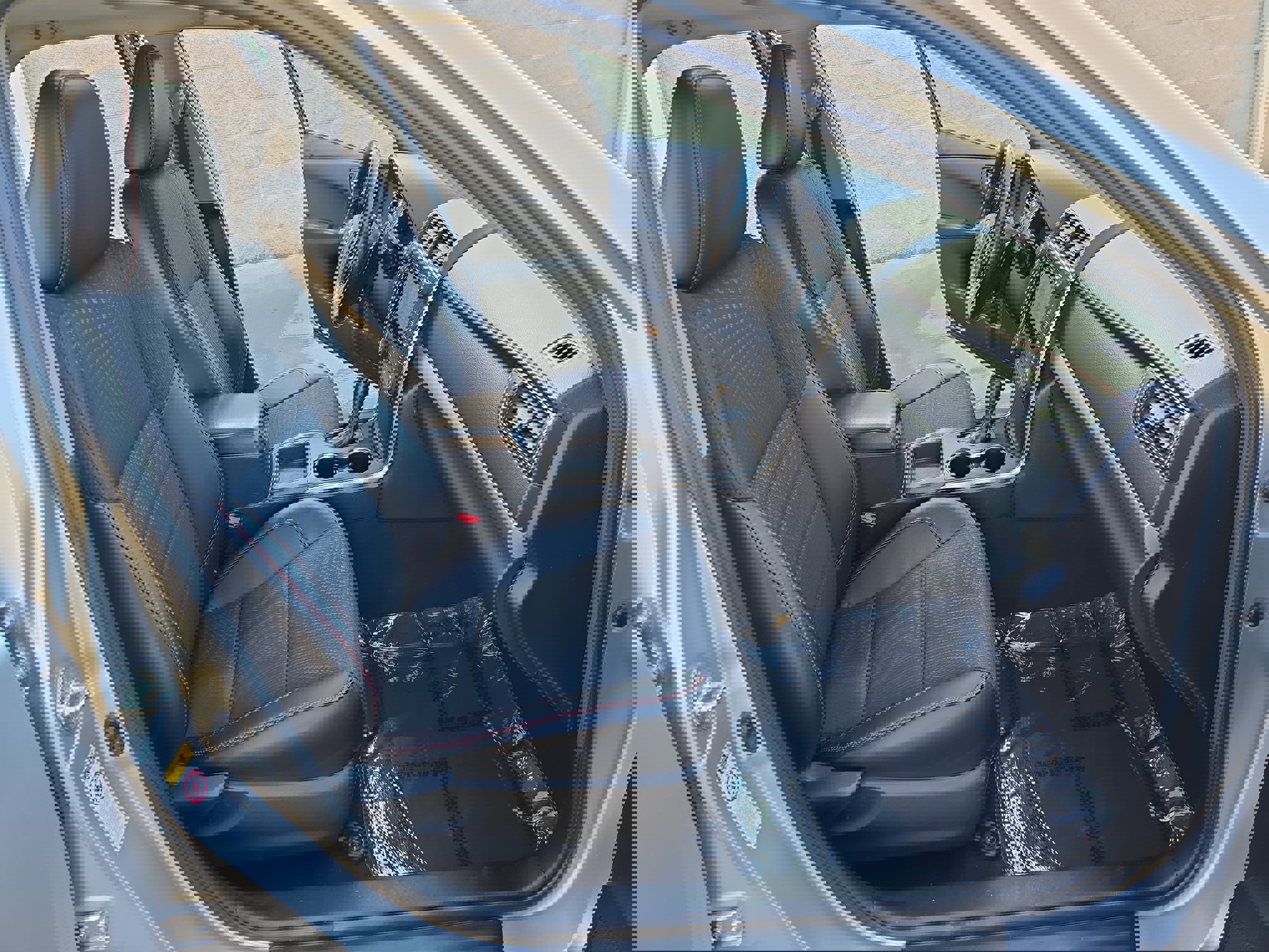 Used 2015 Toyota Camry SE w/ Moonroof Package image 10