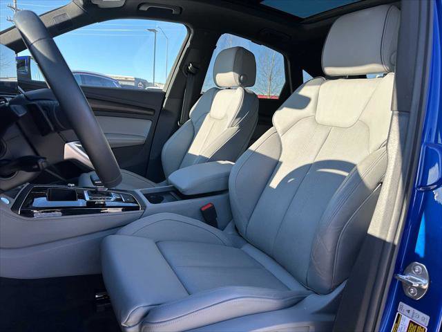 Used 2025 Audi Q5 Prestige w/ Prestige Package image 21