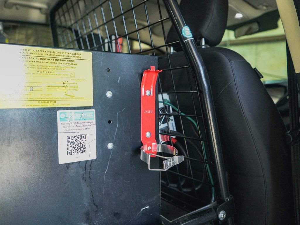 Used 2019 Ford Escape SE image 30