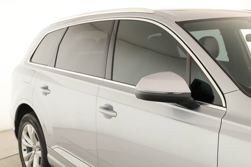 Used 2018 Audi Q7 3.0T Premium Plus w/ Premium Plus Package image 41