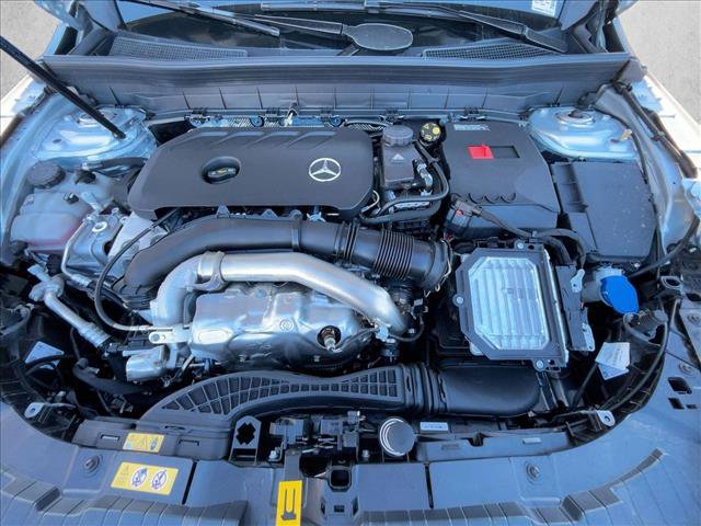 New 2026 Mercedes-Benz GLB 250 4MATIC image 16