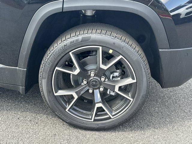 New 2026 Jeep Cherokee Overland image 18
