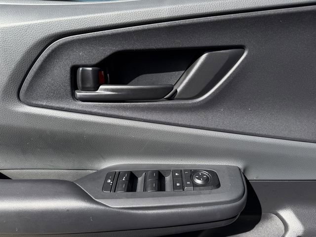 Used 2025 Toyota Prius LE image 22