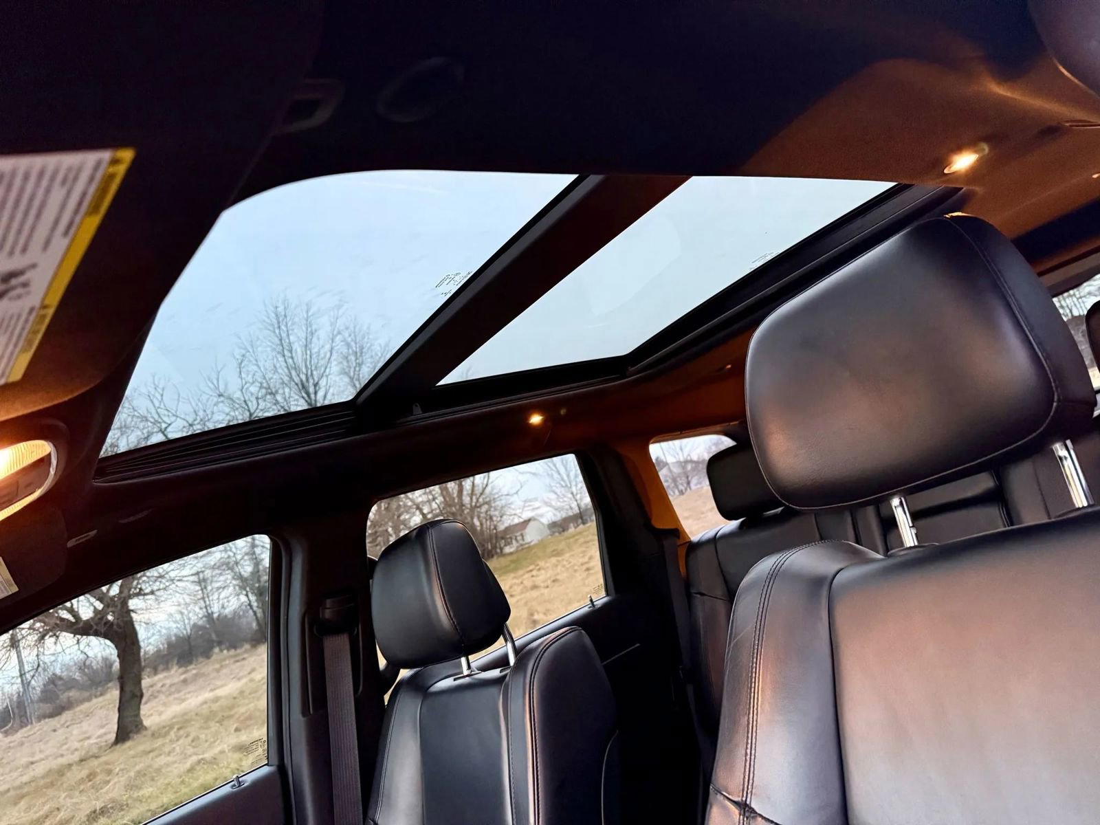 Used 2019 Jeep Grand Cherokee Limited w/ Luxury Group II image 12