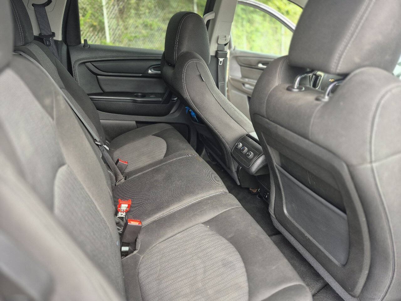 Used 2017 Chevrolet Traverse LT AWD/4WD image 20