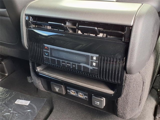 New 2025 Jeep Wagoneer 4WD image 11