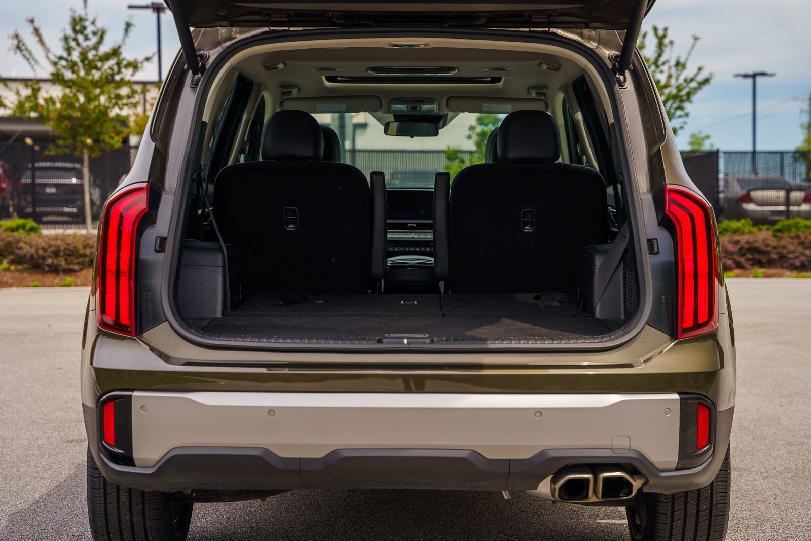 Used 2025 Kia Telluride S AWD/4WD image 18