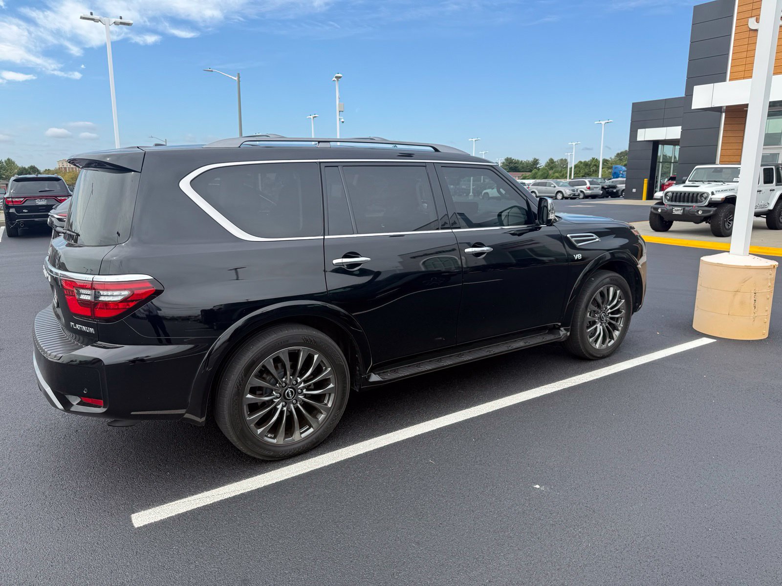 Used 2021 Nissan Armada Platinum w/ Captain's Chairs Package AWD/4WD image 20