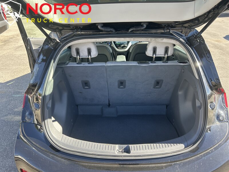 Used 2020 Chevrolet Bolt LT FWD image 12
