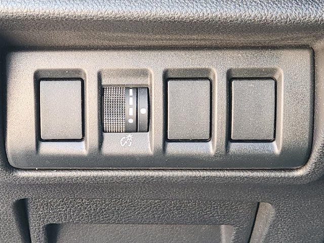 Used 2023 Subaru Outback Premium AWD/4WD image 26