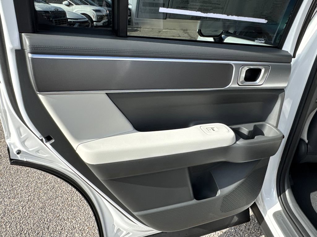 New 2026 Hyundai Santa Fe SE image 12