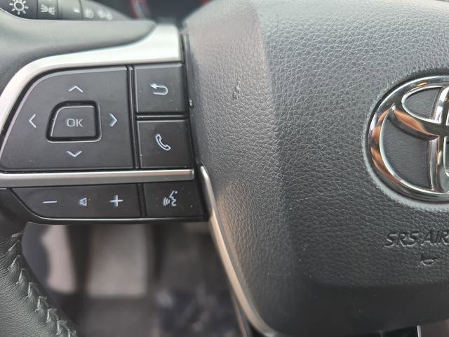 Used 2025 Toyota Highlander XSE image 18