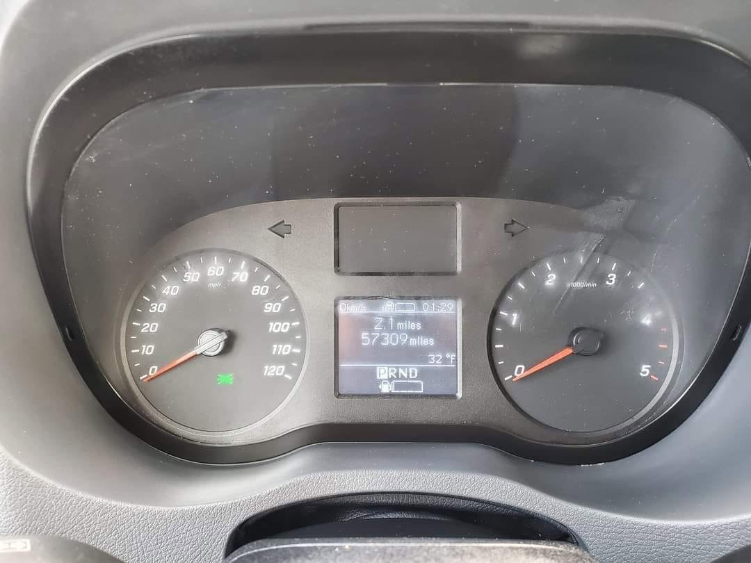 Used 2019 Freightliner Sprinter 2500 w/ Driver Convenience Package image 9