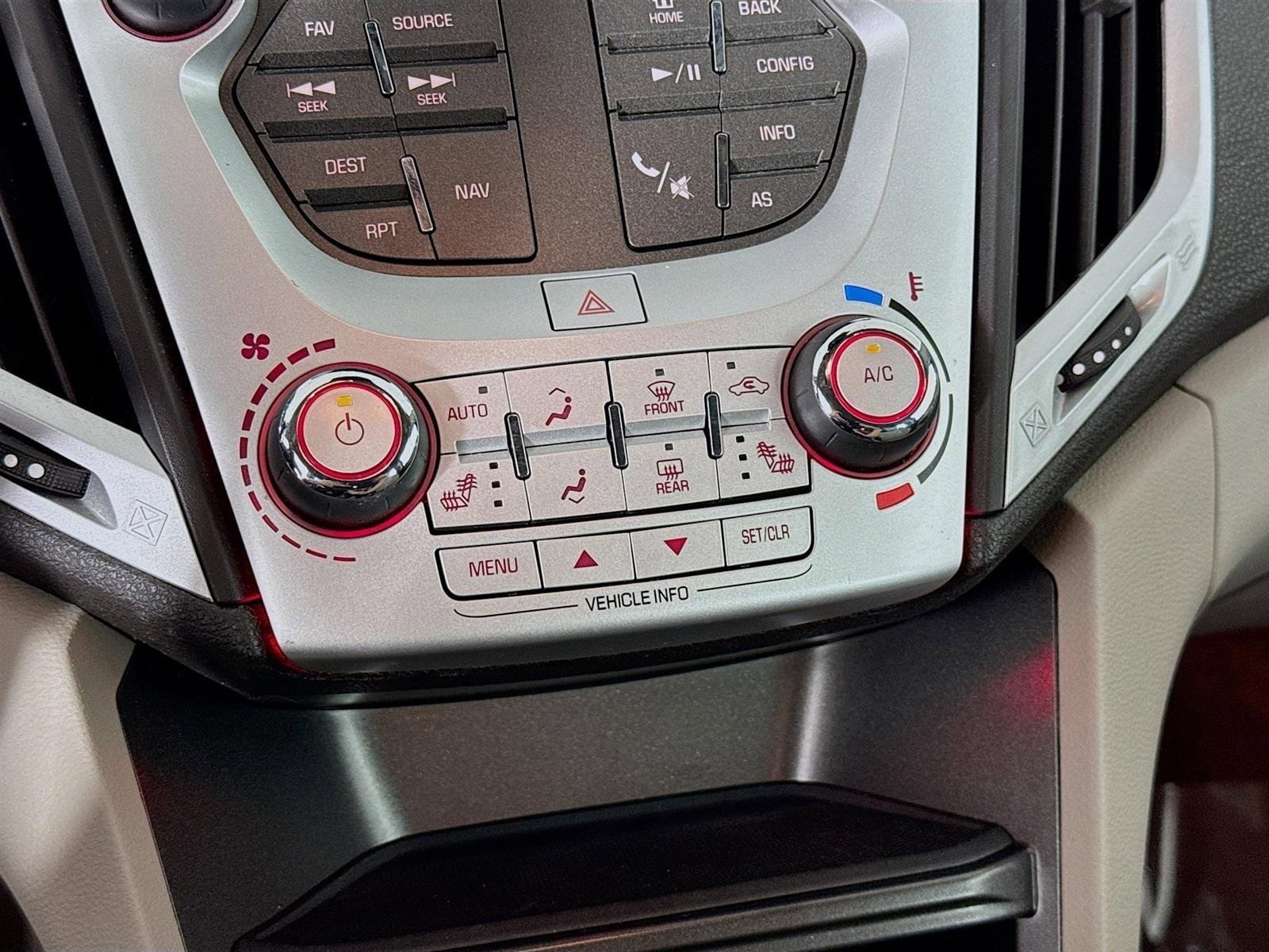 Used 2017 GMC Terrain SLT w/ Open Road Package image 19