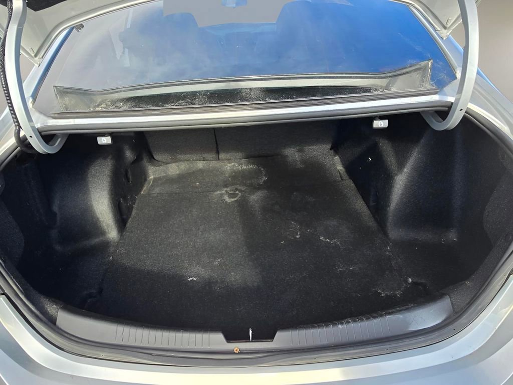 Used 2018 Chevrolet Malibu LS image 29