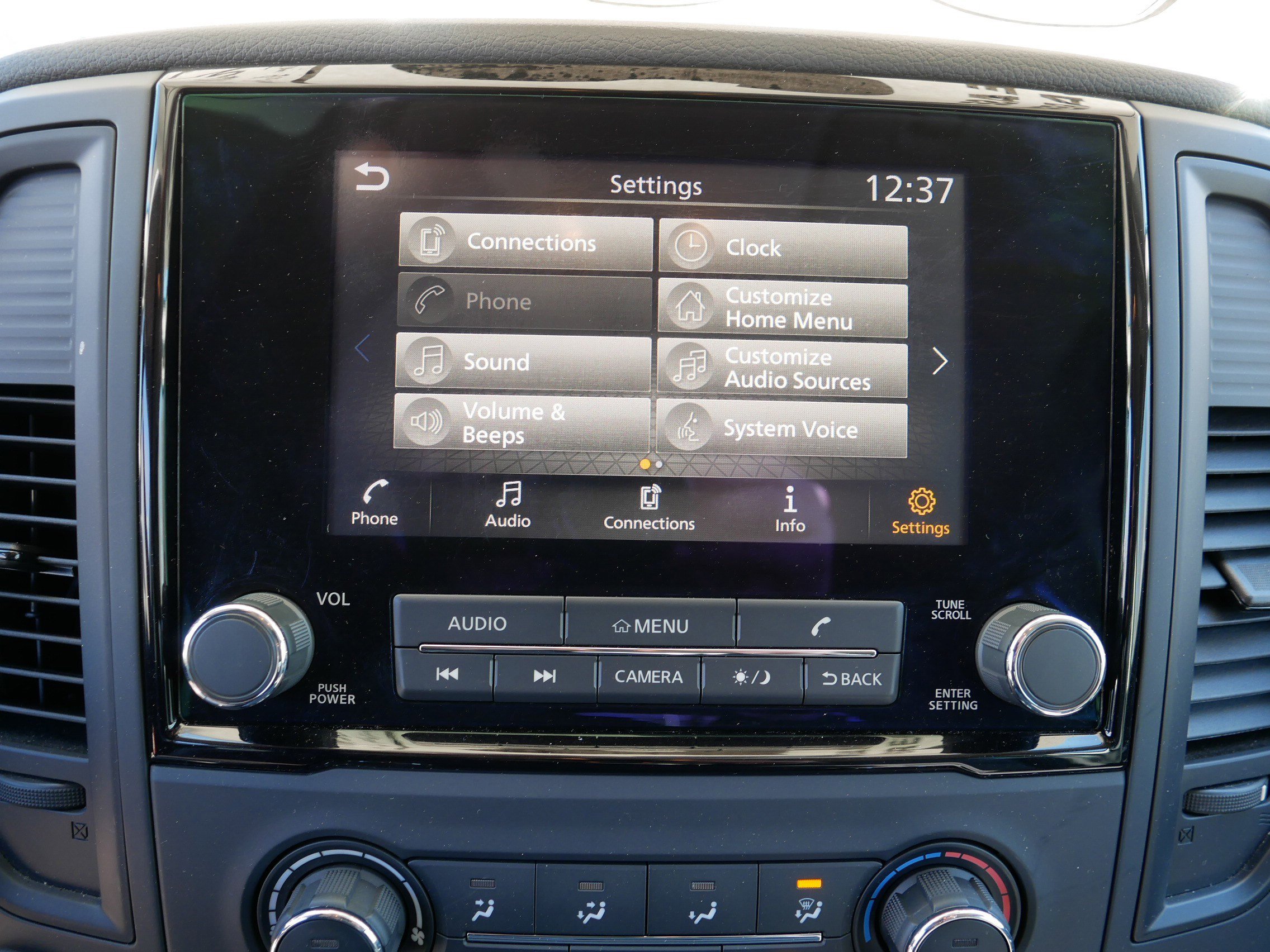 Certified 2024 Nissan Titan SV w/ Accessory Utility Package image 30