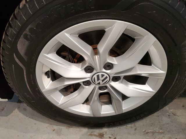 Used 2017 Volkswagen Passat 1.8T S FWD image 28