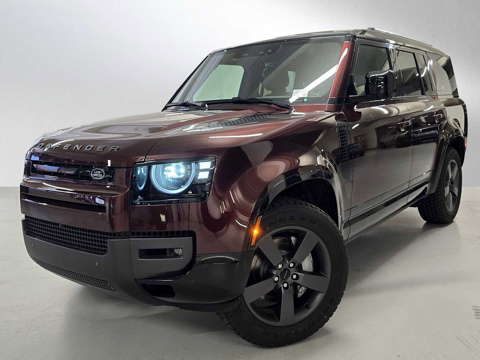 New 2026 Land Rover Defender 130 X-Dynamic SE image 1