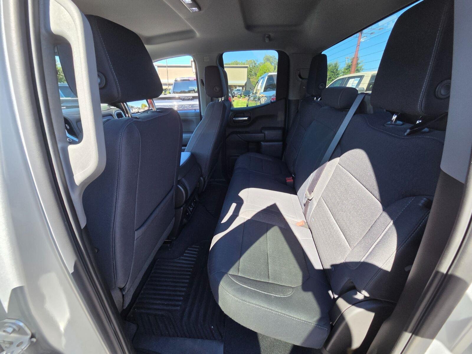 Used 2019 Chevrolet Silverado 1500 LT w/ All-Star Edition AWD/4WD image 9