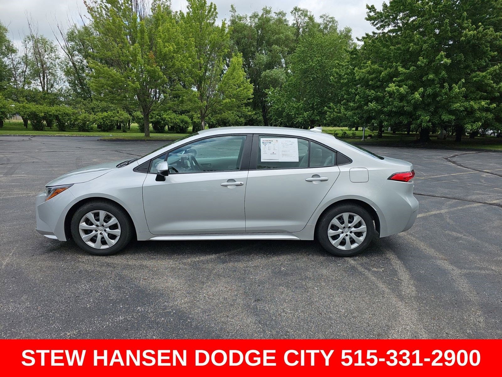 Used 2024 Toyota Corolla LE FWD image 1