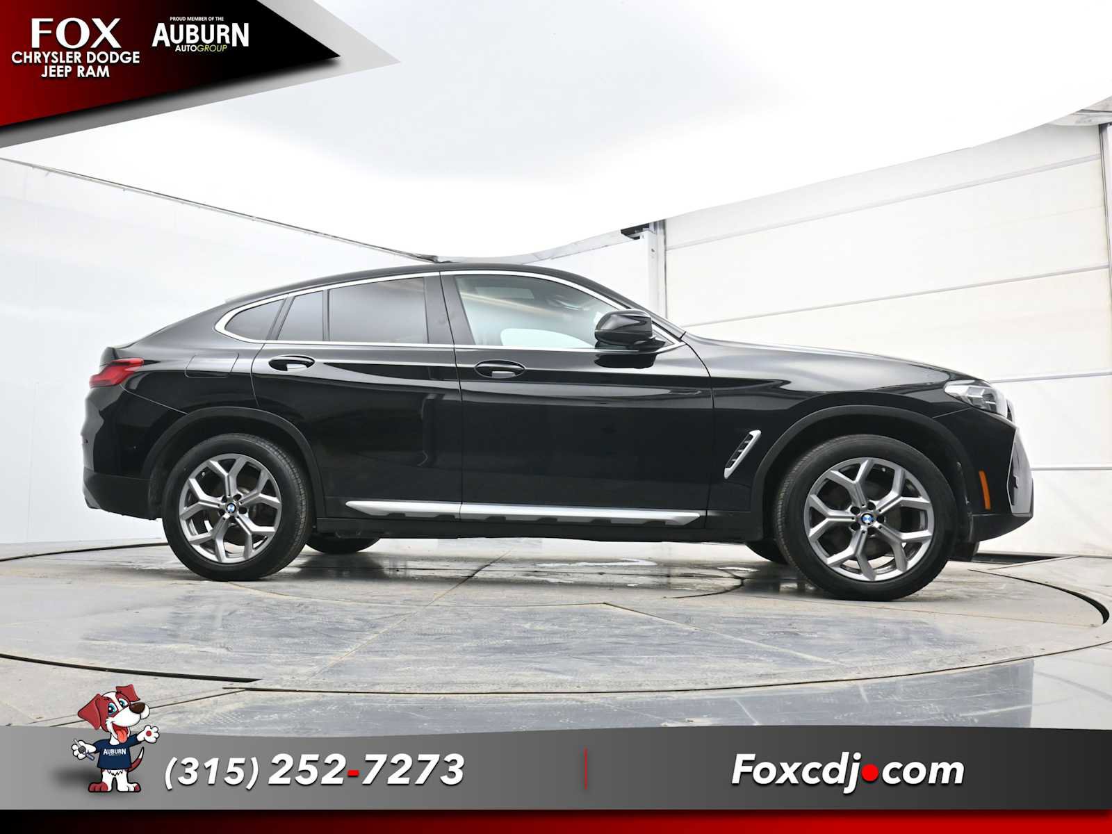 Used 2023 BMW X4 xDrive30i image 23