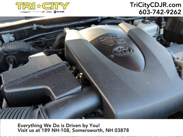 Used 2018 Toyota Tacoma TRD Off-Road w/ Technology Package image 27