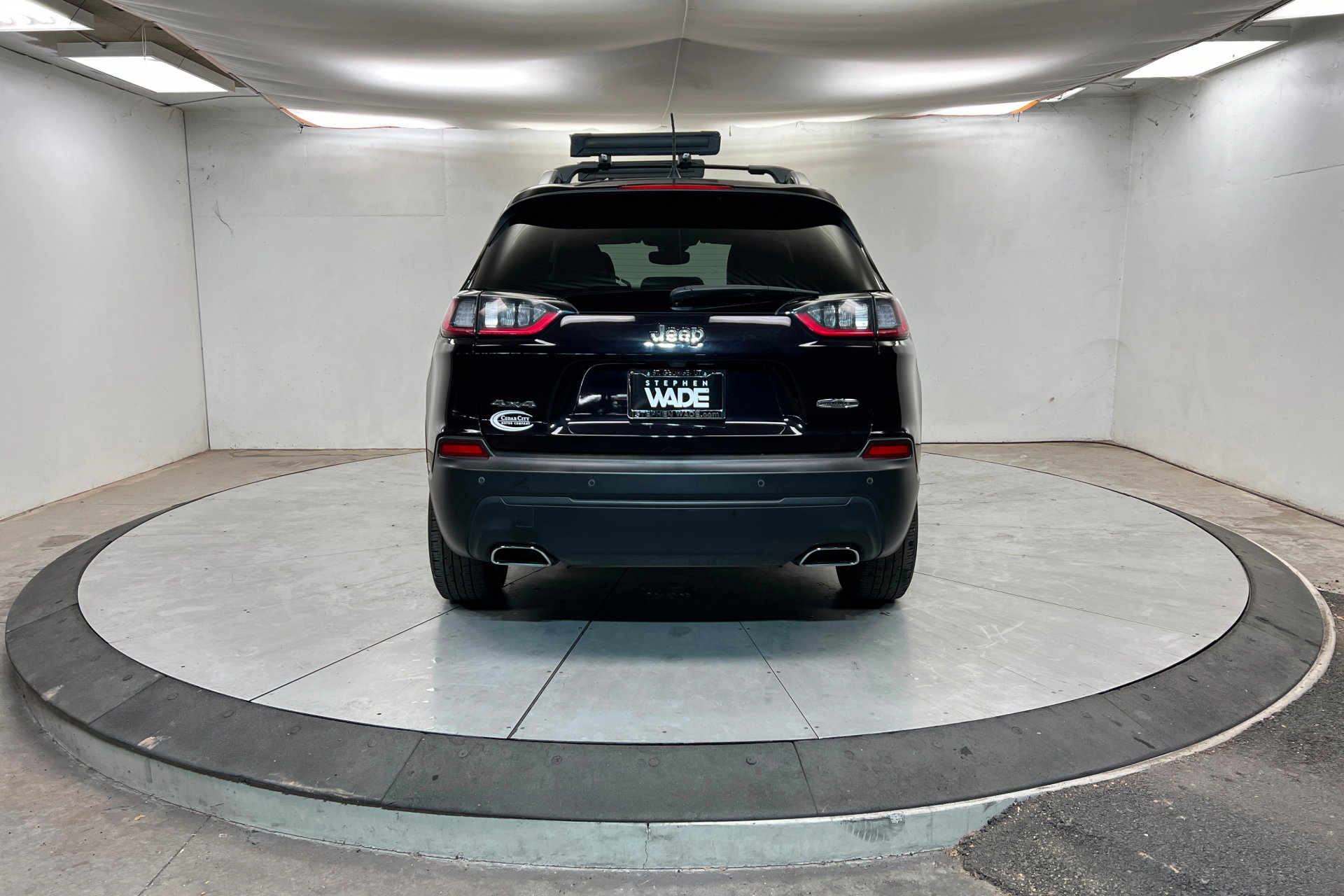 Used 2021 Jeep Cherokee Latitude Lux w/ Comfort/Convenience Group image 5