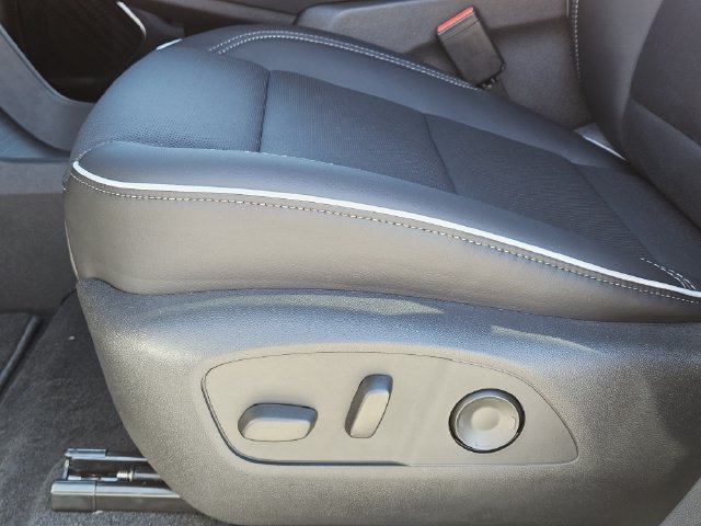 New 2027 Buick Enclave Sport Touring w/ Power Package FWD image 18
