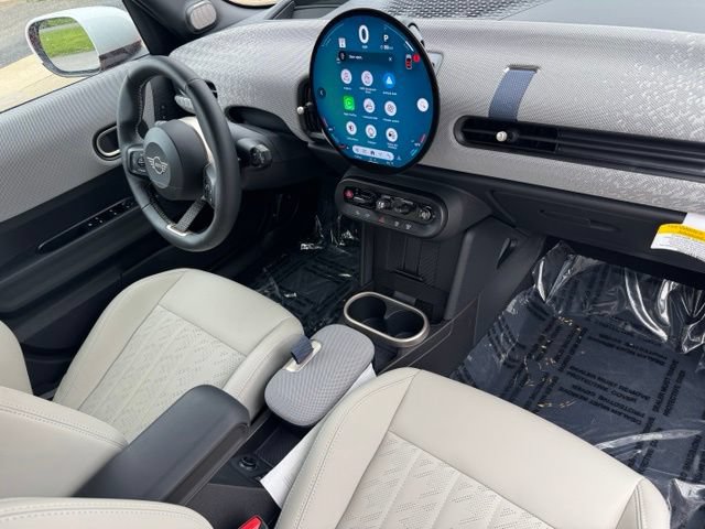 Used 2026 MINI Cooper 4-Door Hardtop FWD image 28