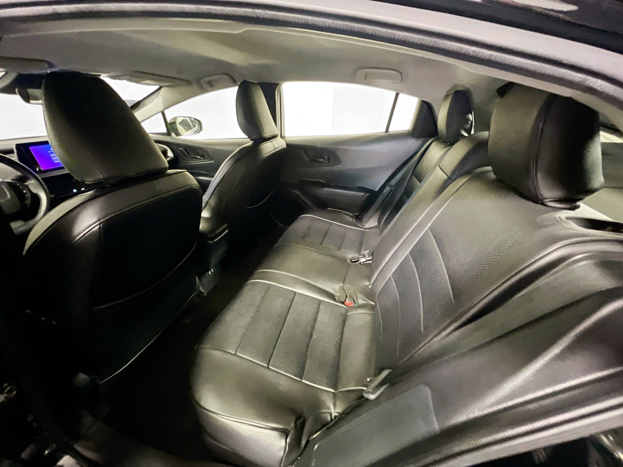 Used 2023 Toyota Prius LE image 29