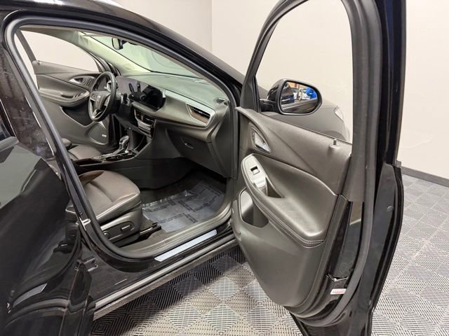 Used 2024 Buick Encore GX Avenir w/ Avenir Convenience Package image 21
