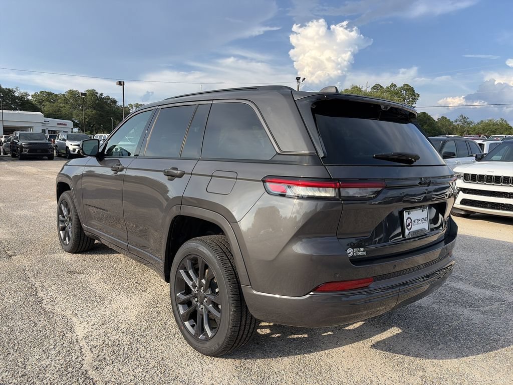 New 2026 Jeep Grand Cherokee Limited AWD/4WD image 3