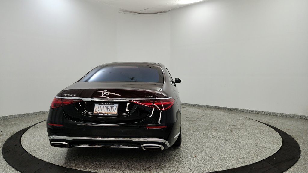 Used 2022 Mercedes-Benz Maybach S 580 4MATIC image 4