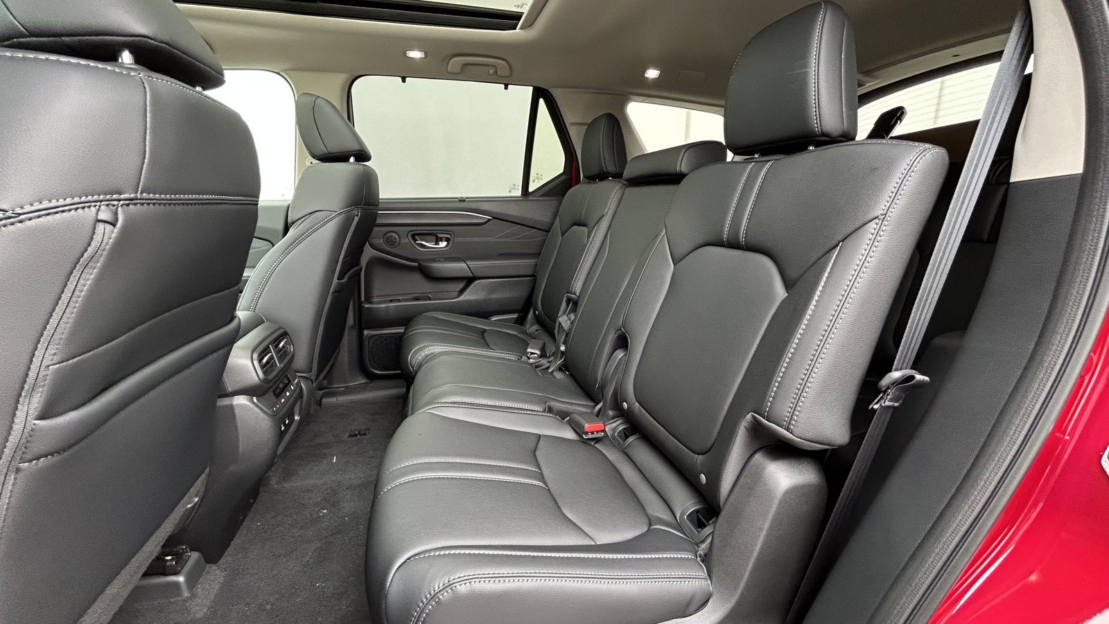 New 2026 Honda Pilot Touring image 13