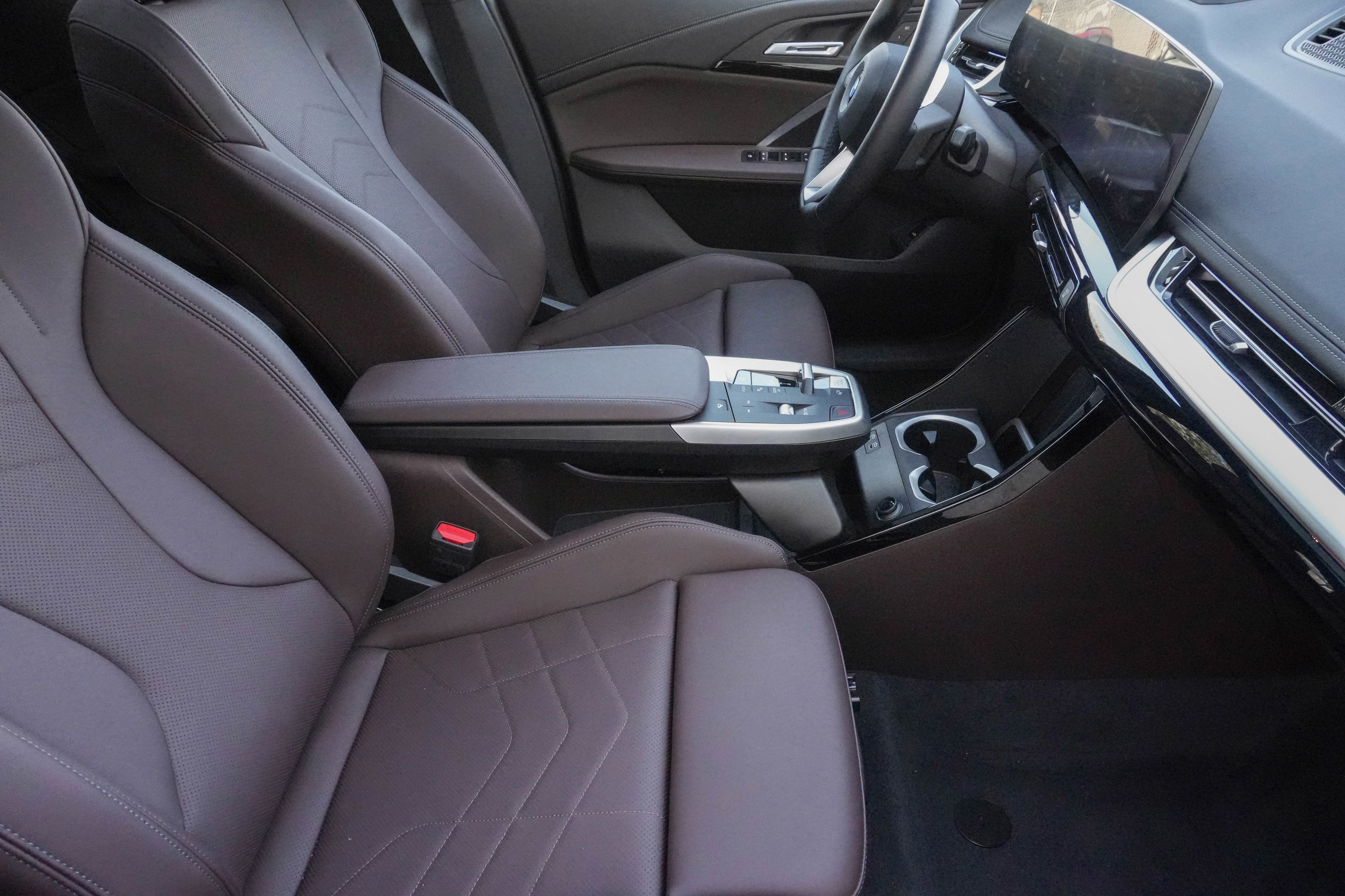 Certified 2025 BMW X1 xDrive28i image 10