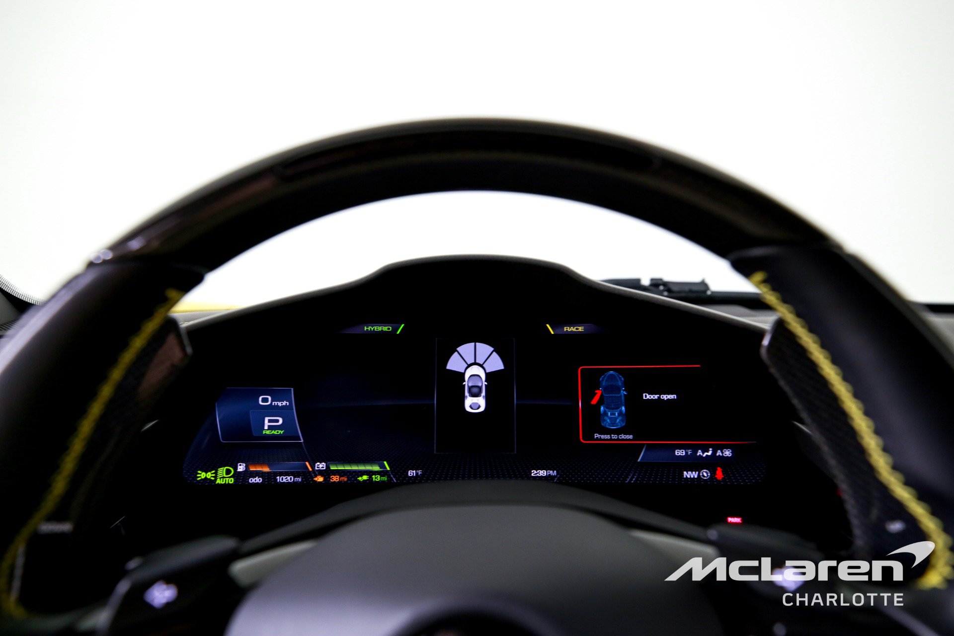 Used 2022 Ferrari SF90 Stradale image 13