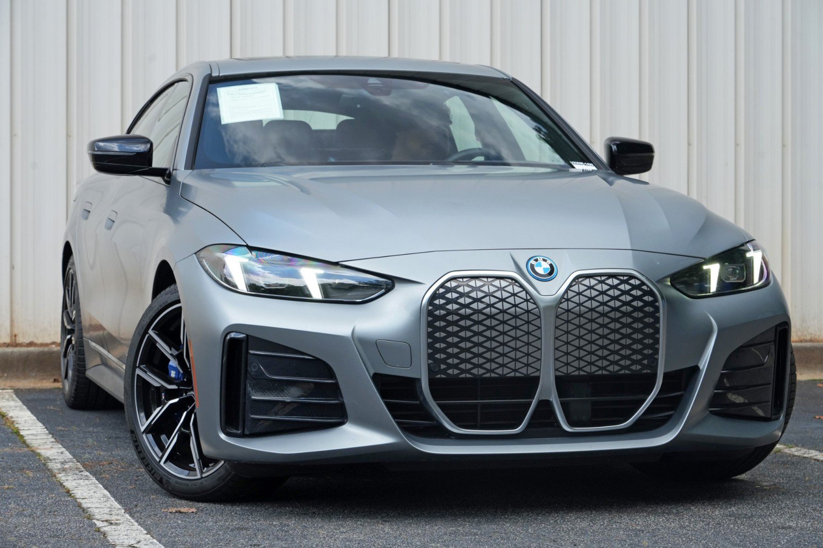 Used 2025 BMW i4 eDrive40 w/ M Sport Package RWD image 4