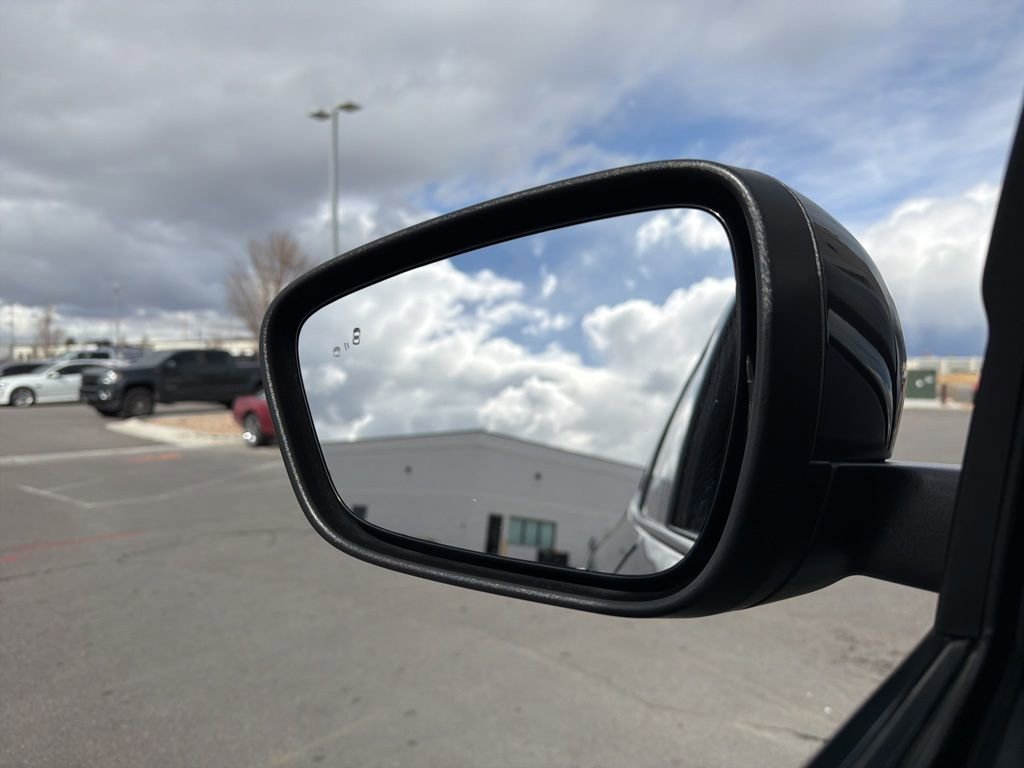 Used 2020 Ford Escape SEL image 4