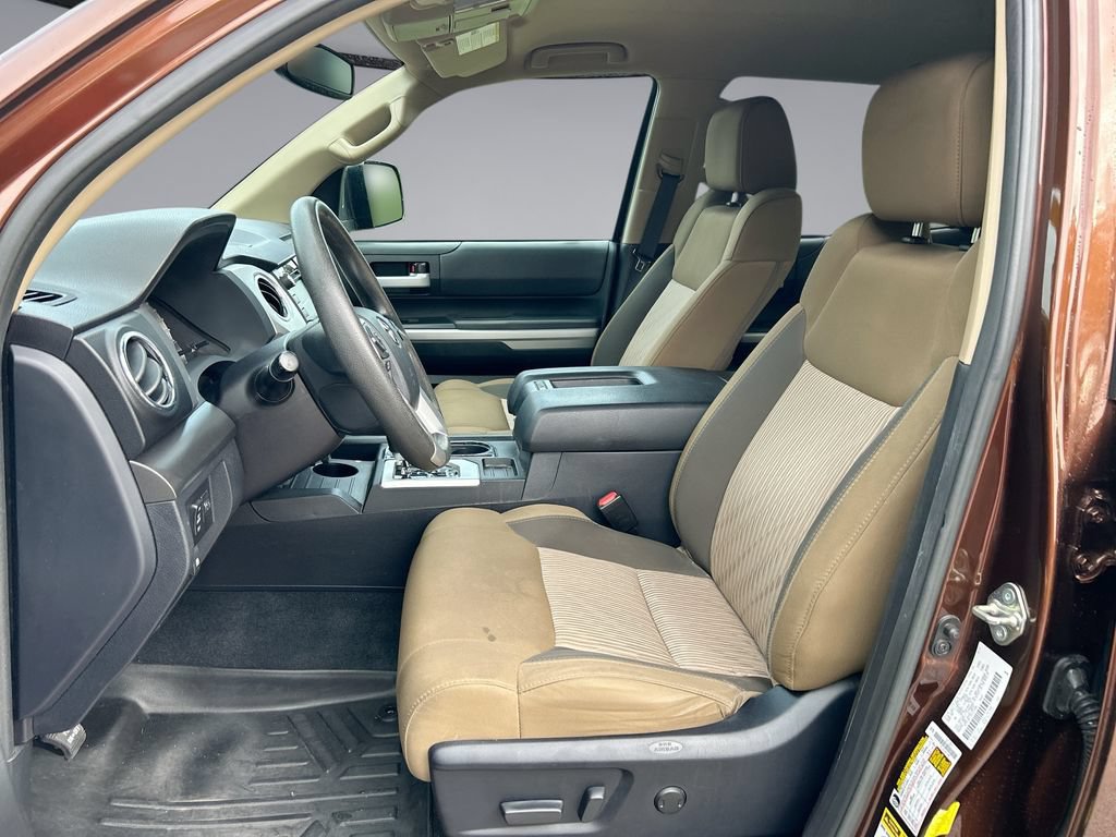 Used 2017 Toyota Tundra SR5 RWD image 11