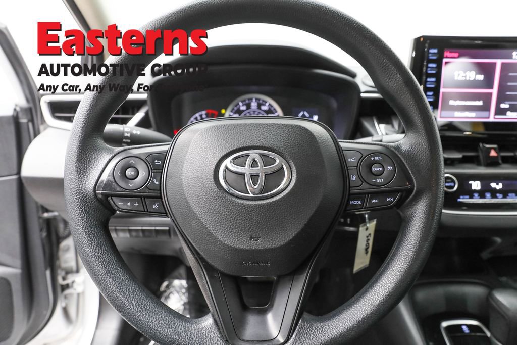 Used 2022 Toyota Corolla LE image 10