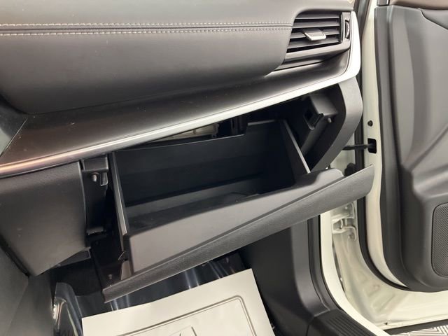 Used 2023 Nissan Rogue SV w/ SV Premium Package image 39