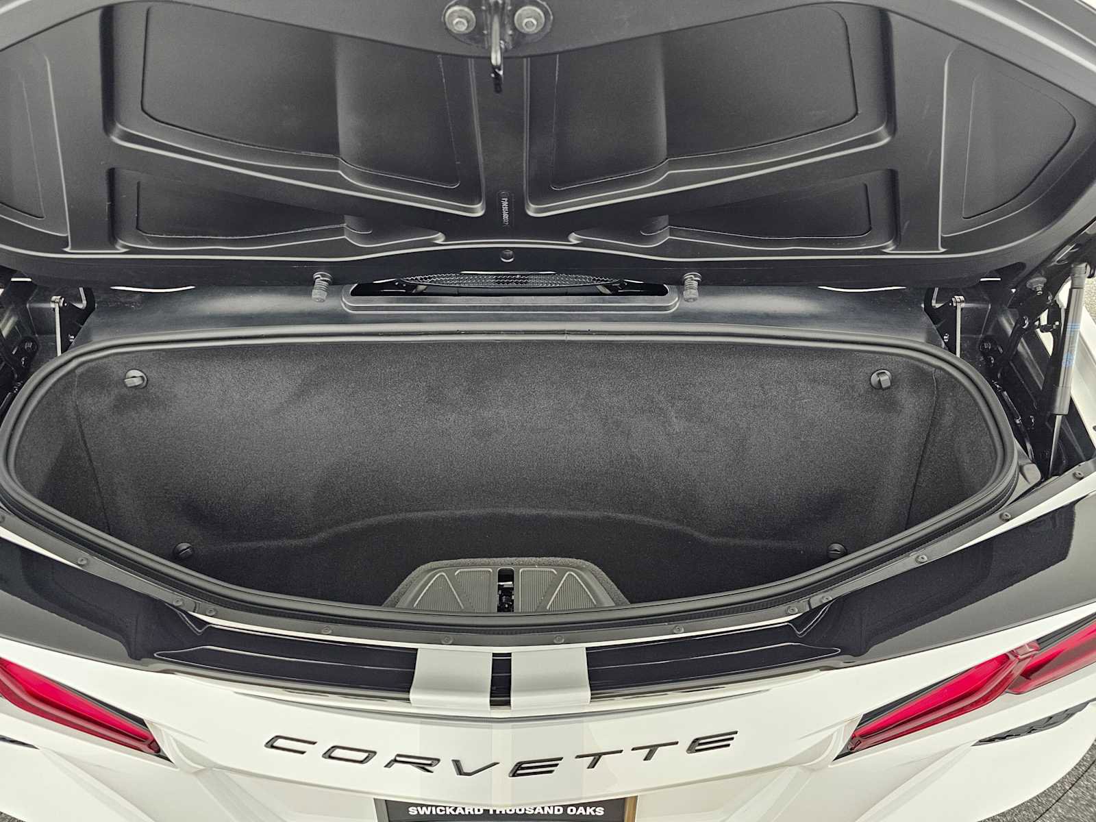 Used 2023 Chevrolet Corvette Stingray Premium Conv w/ Z51 Performance Package image 14