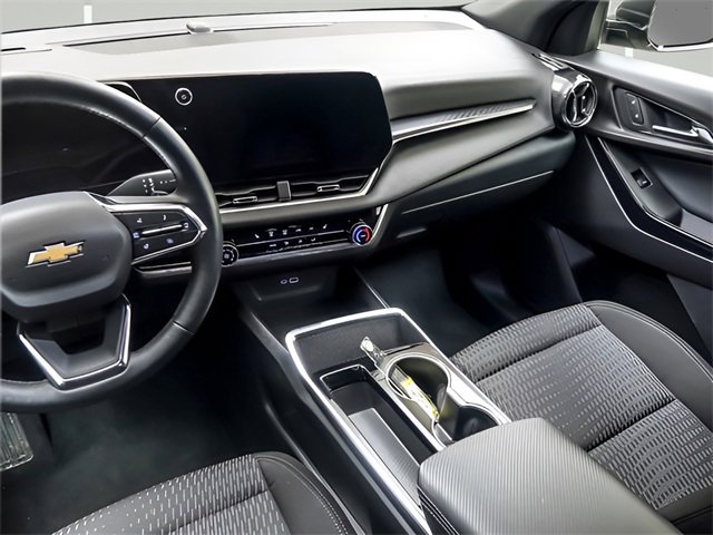 Used 2025 Chevrolet Equinox LT image 13