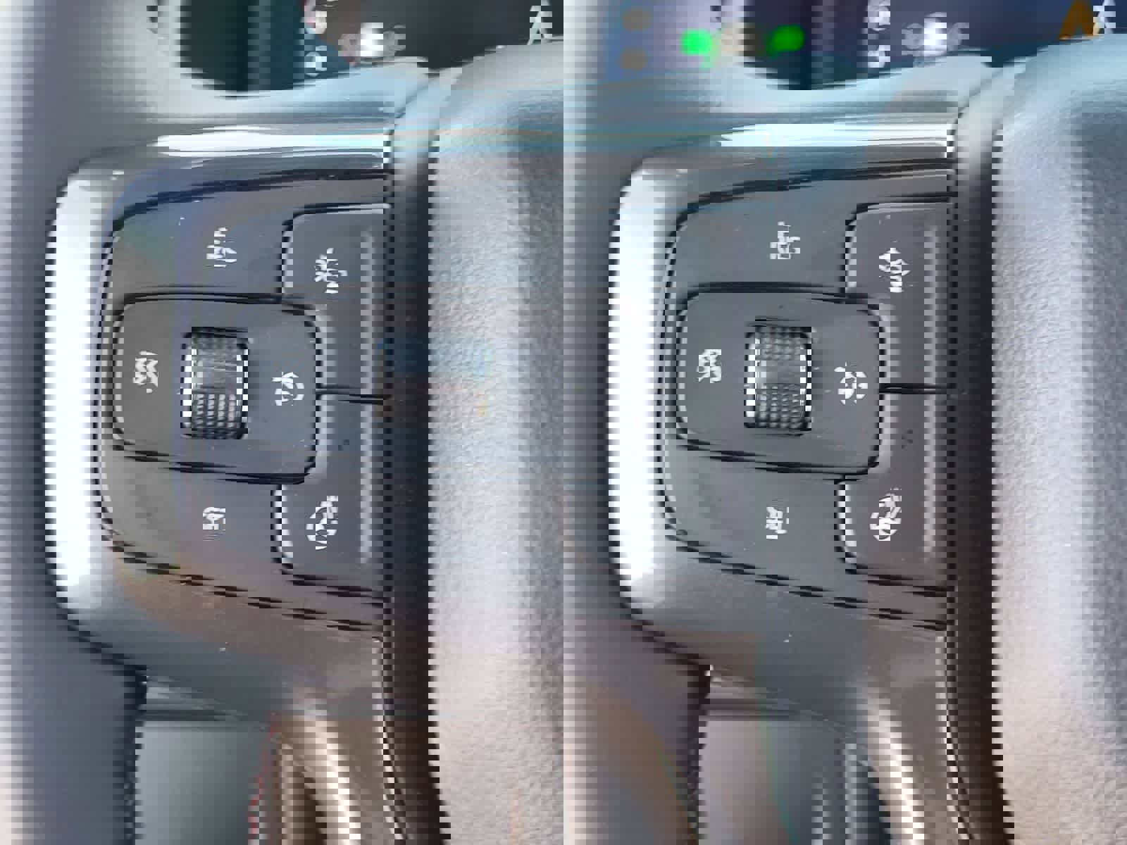 Used 2022 Chevrolet Suburban RST w/ Luxury Package image 17