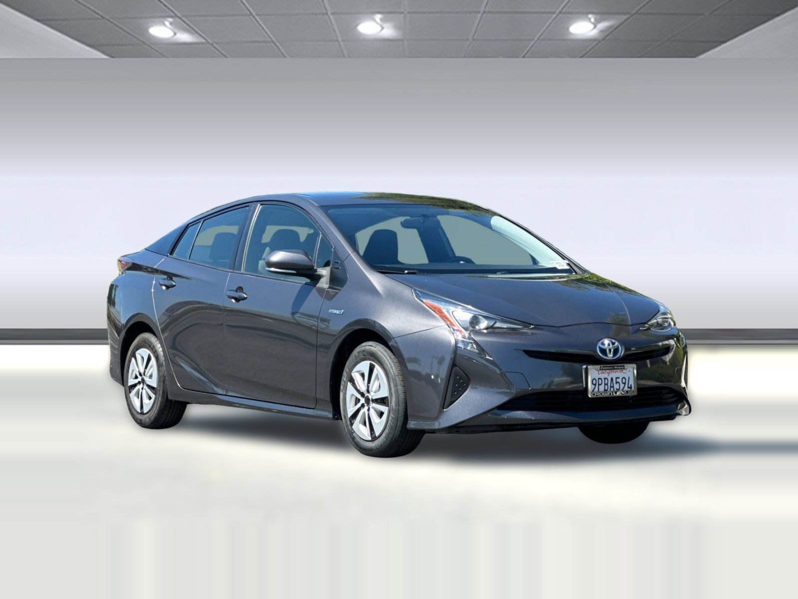Used 2016 Toyota Prius Two FWD image 6