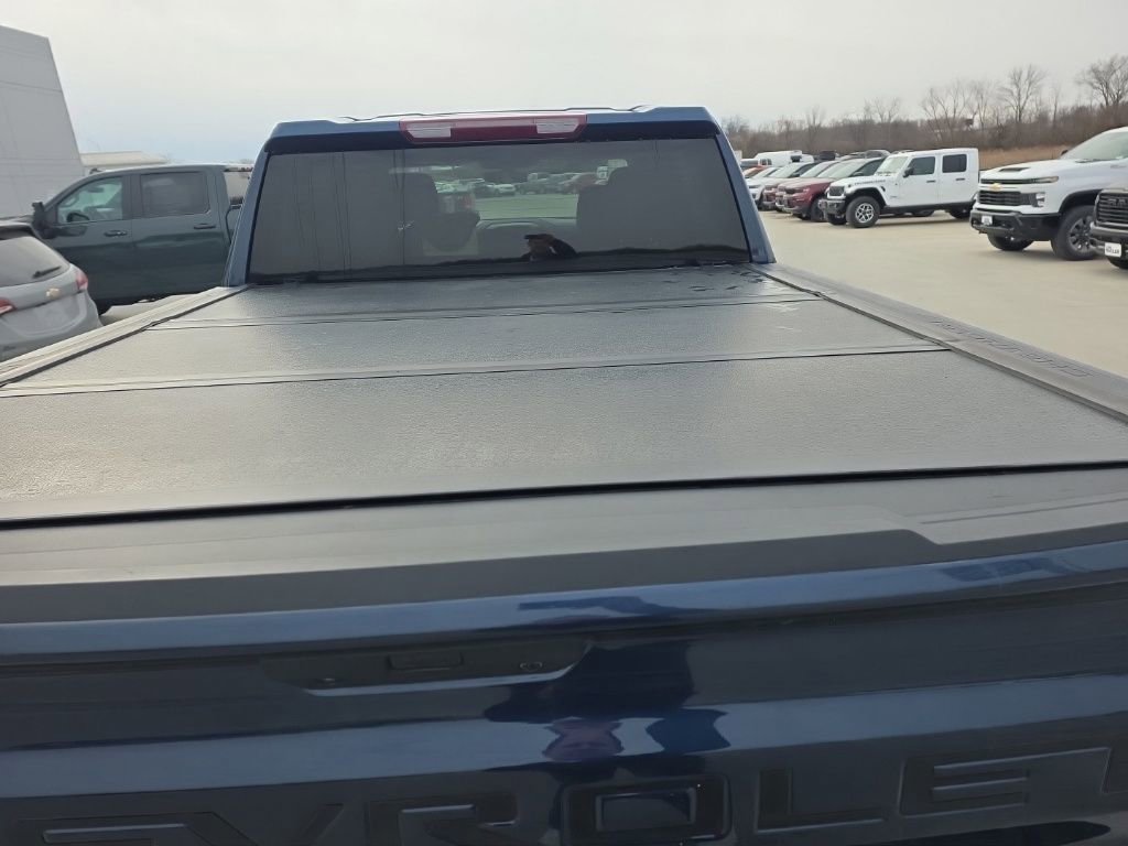 Used 2022 Chevrolet Silverado 1500 Custom Trail Boss w/ LPO, Dark Essentials Package image 38