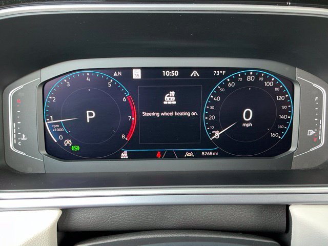 Certified 2025 Volkswagen Taos SEL AWD/4WD image 33